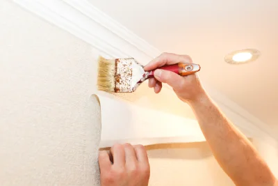 Pose de papier peint à Sainte-Solange — revêtements muraux et toiles de verre
